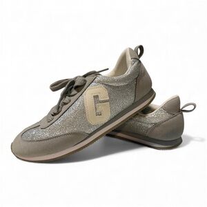 GAP Kids Sneakers in Gray and Cream Size 4